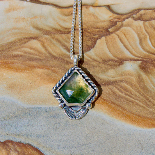 Pentagon Moss Agate Necklace - Sterling Silver & Moss Agate